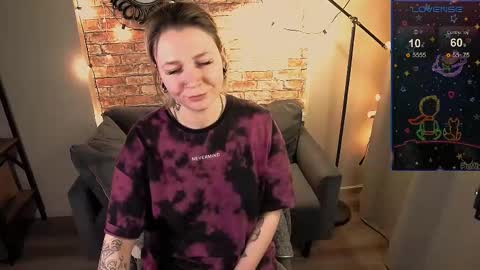 Snapshot of ozalin_green chatting on 12.30.24 ozalin_green online show from 12.30.24