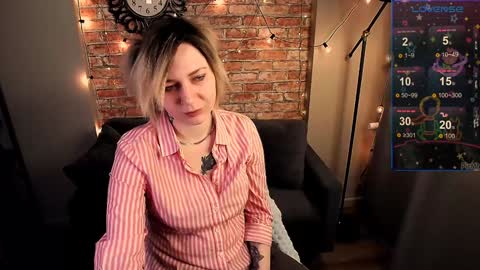 Snapshot of ozalin_green chatting on 02.01.25 ozalin_green online show from 02.01.25