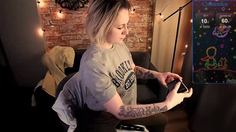 Snapshot of ozalin_green chatting on 02.03.25 ozalin_green online show from 02.03.25