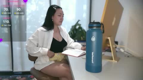 Snapshot of ozhmara chatting on 09.21.25 ozhmara online show from 09.21.25