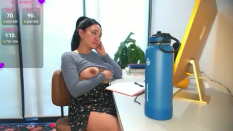 Snapshot of ozhmara chatting on 10.01.25 ozhmara online show from 10.01.25