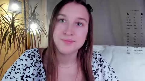 Caroline or just Lina online show from 11.23.25