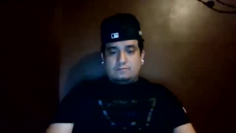 Snapshot of ozlo chatting on 10.17.25 ozlo online show from 10.17.25