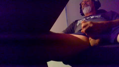 Oi Oi Oi online show from 02.18.25