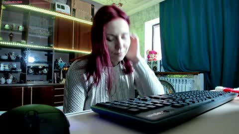 Ella online show from 12.19.24