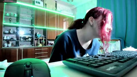 Ella online show from 12.28.24