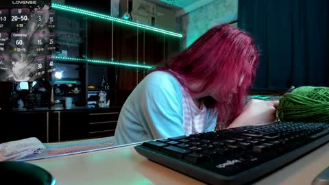 Ella online show from 01.06.25