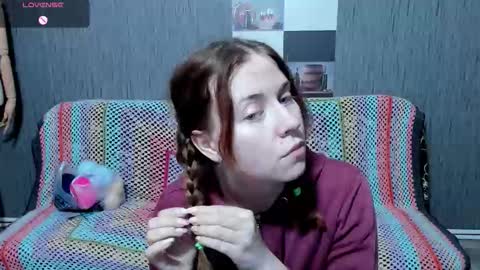 Ella online show from 09.18.25