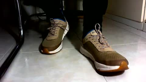 Snapshot of pablomenesssl chatting on 12.26.24 Pablo Meness online show from 12.26.24