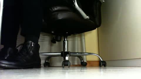 Snapshot of pablomenesssl chatting on 01.26.25 Pablo Meness online show from 01.26.25