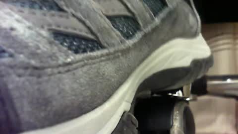 Snapshot of pablomenesssl chatting on 02.08.25 Pablo Meness online show from 02.08.25