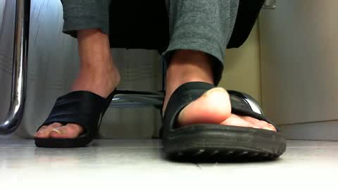 Snapshot of pablomenesssl chatting on 02.23.25 Pablo Meness online show from 02.23.25