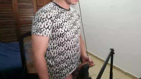 Snapshot of pablomingo chatting on 02.11.26 pablomingo online show from 02.11.26