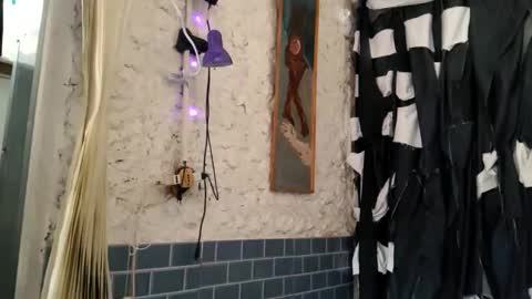 Snapshot of pablouyu chatting on 12.16.24 pablouyu online show from 12.16.24