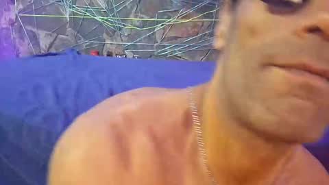 Snapshot of pablouyu chatting on 02.21.25 pablouyu online show from 02.21.25