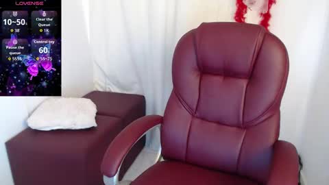 Snapshot of paiper_halliwey chatting on 01.18.26 paiper online show from 01.18.26