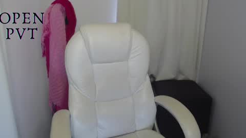 paiper online show from 02.02.25