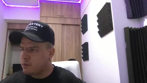 paisaexotico online show from 10.16.25