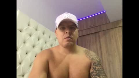 paisaexotico online show from 10.24.25