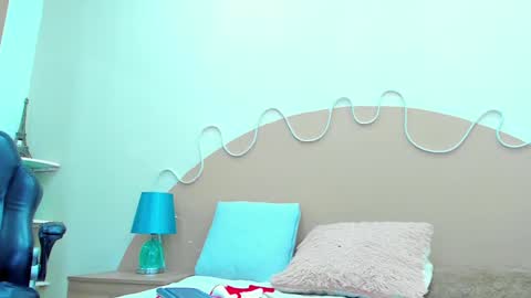 P A L M E R  online show from 02.05.25