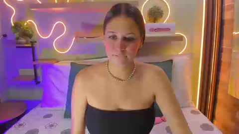 P A L M E R  online show from 09.09.25