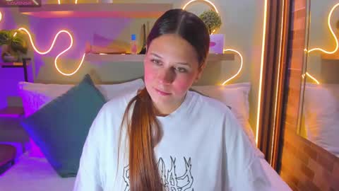 P A L M E R  online show from 10.04.25