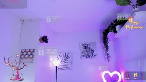 Snapshot of palmer_foster chatting on 10.27.25 Palmer  online show from 10.27.25