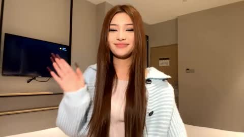 Paw Paw online show from 12.03.25