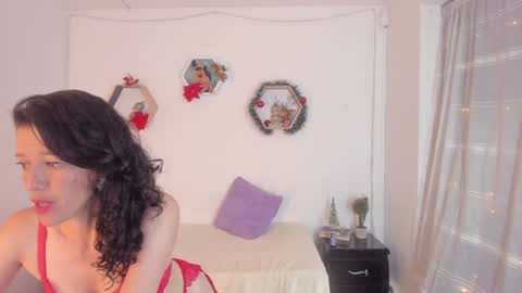 Paloma  online show from 12.15.24