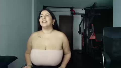 Snapshot of pame_jh20 chatting on 09.10.25 pamela online show from 09.10.25