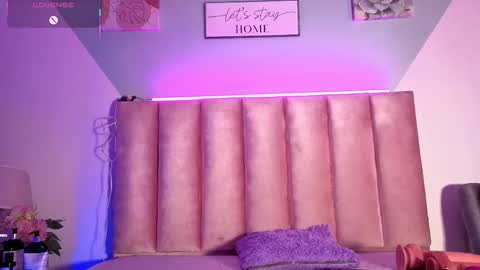 Snapshot of pameela_brown1 chatting on 11.13.25 Pamela online show from 11.13.25