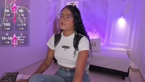 Snapshot of pamela_78_ chatting on 01.10.25 pamela online show from 01.10.25