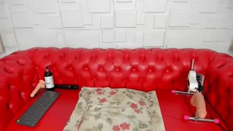 pamela_gaviria01 online show from 12.22.25