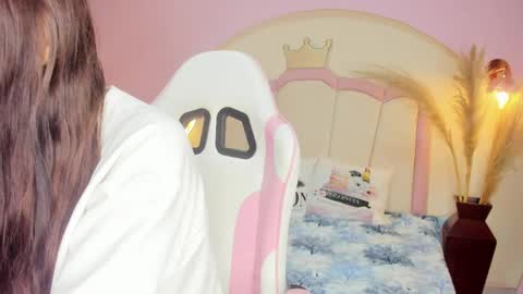 Princess Pamela  online show from 04.25.26