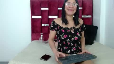 pamelacruzthx online show from 10.11.25