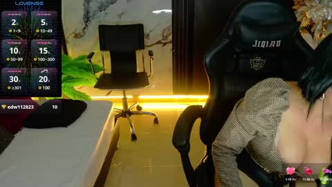 Paola online show from 01.06.25