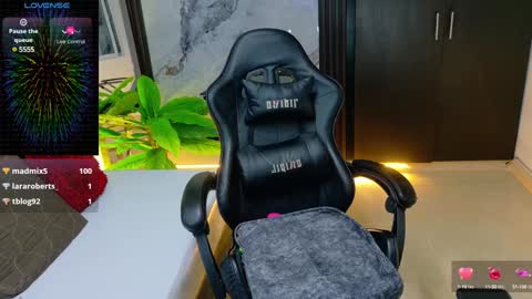 Paola online show from 01.23.25