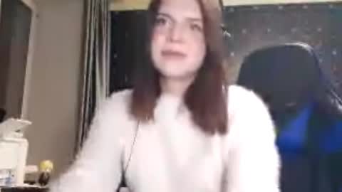 Snapshot of pamelamcmeen chatting on 10.06.25 Pamela online show from 10.06.25