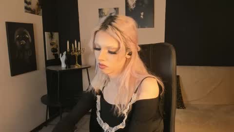 Pamelamy online show from 12.20.24