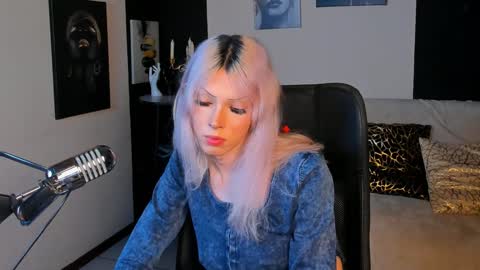 Pamelamy online show from 12.30.24