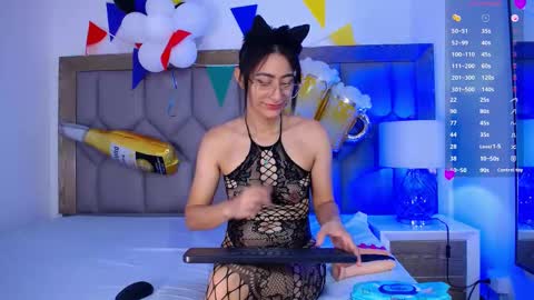 Pamela Ponce online show from 10.02.25