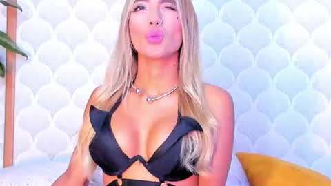 Snapshot of pamelareal chatting on 01.23.25 Pamela online show from 01.23.25