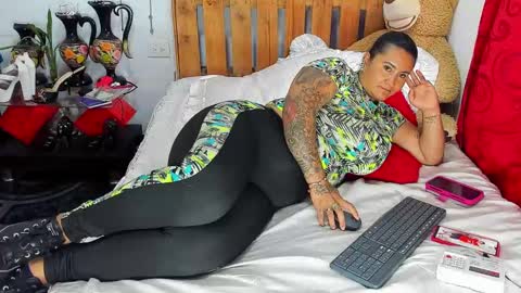 Pamela online show from 11.04.25