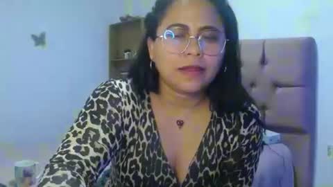 pamelitamartin online show from 10.22.25