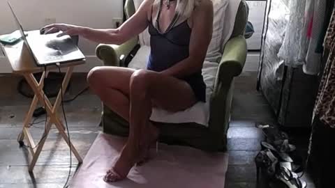 Sluttie Pammy online show from 10.04.25