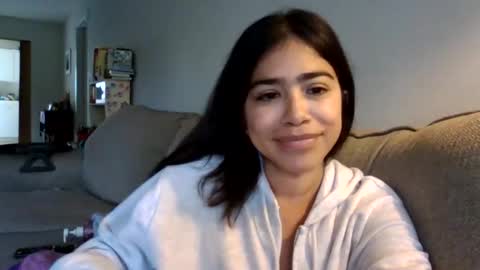 Snapshot of pancakepeachez chatting on 10.30.25 PancakePeachez online show from 10.30.25