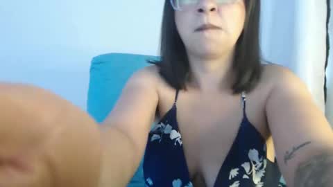 Carolinesworldx online show from 01.19.25