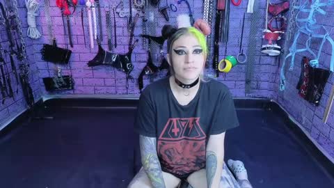 PandoraNez online show from 12.22.24