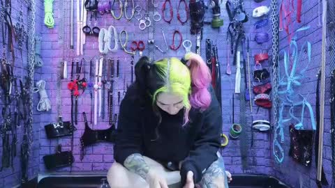 PandoraNez online show from 12.29.24