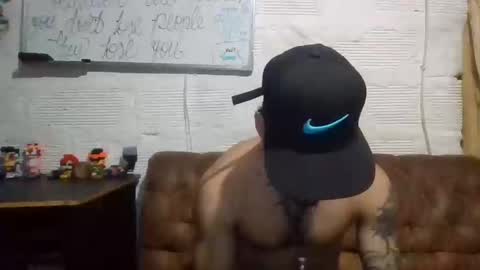 Snapshot of panthers_room chatting on 09.19.25 panthers_room online show from 09.19.25